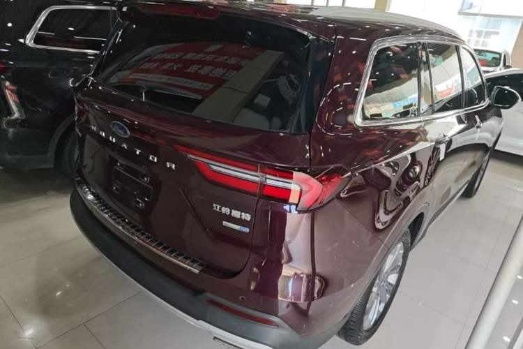Used Ford Equator 2021 EcoBoost 225 Premier 6-Seater Rear Right 45 Deg