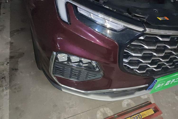 Used Ford Equator 2021 EcoBoost 225 Premier 7-Seater Right Front Headlight