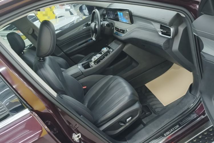Used Ford Equator 2021 EcoBoost 225 Platinum Edition 6-seater Right Front Seat