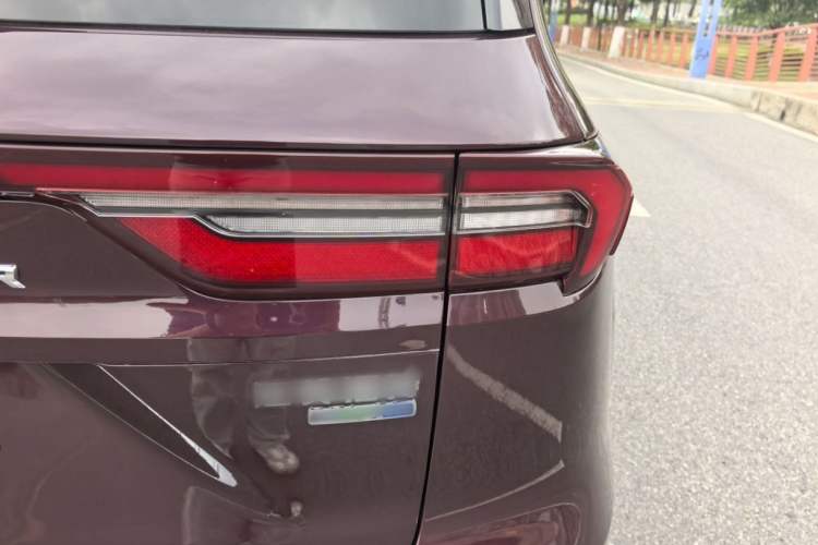 Used Ford Equator 2021 EcoBoost 225 Premier 6-Seater Right Rear Taillight