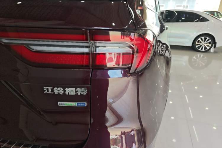 Used Ford Equator 2021 EcoBoost 225 Premier 6-Seater Right Rear Taillight