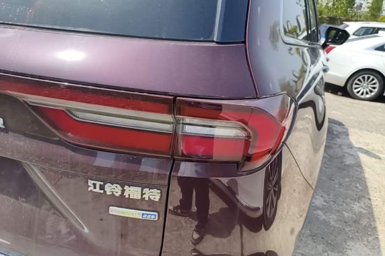 Used Ford Equator 2021 EcoBoost 225 Premier 6-Seater Right Rear Taillight