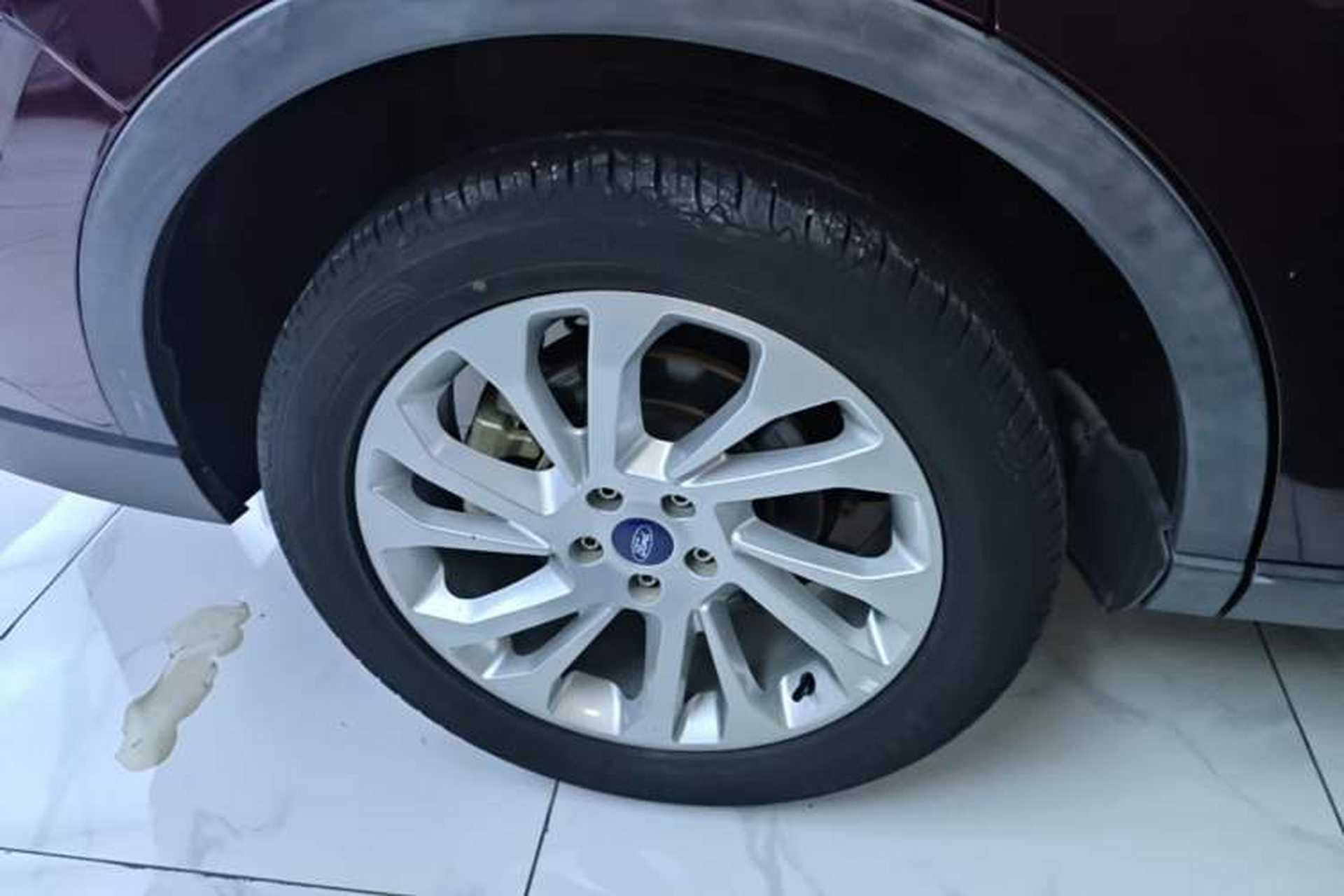 Used Ford Equator 2021 EcoBoost 225 Platinum Edition 6-seater Right Rear Wheel Hub