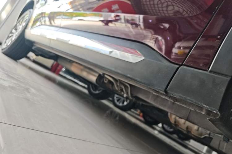 Used Ford Equator 2021 EcoBoost 225 Premier 6-Seater Right Side Sill