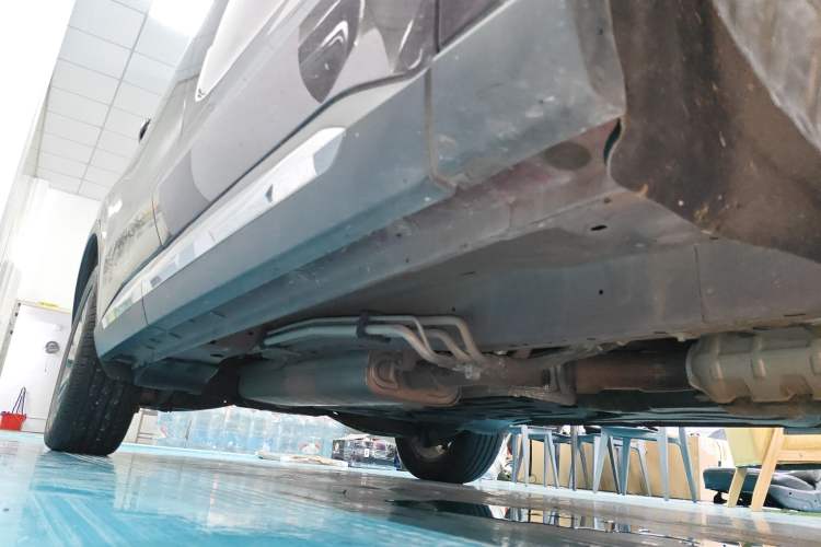 Used Ford Equator 2021 EcoBoost 225 Premier 7-Seater Right Side Sill