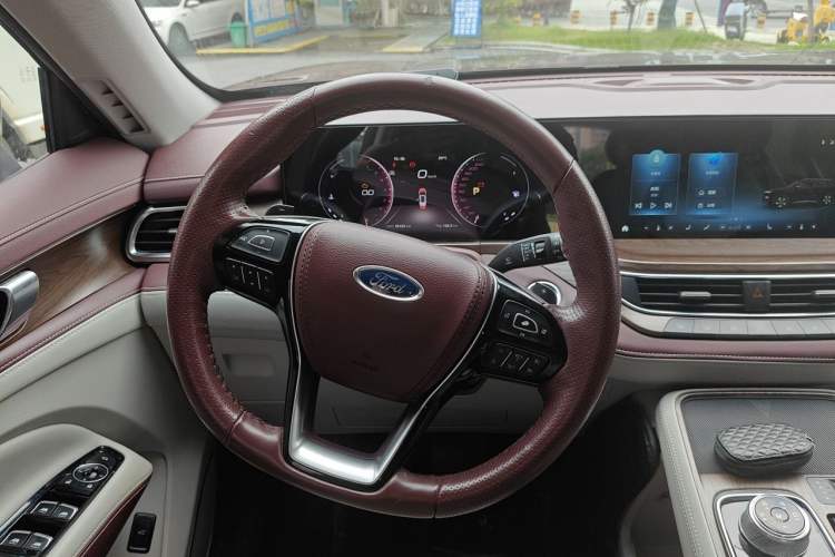 Used Ford Equator 2021 EcoBoost 225 Premier 6-Seater Steering Wheel