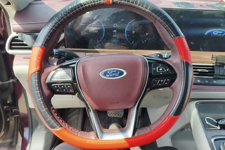 Used Ford Equator 2021 EcoBoost 225 Premier 6-Seater Steering Wheel