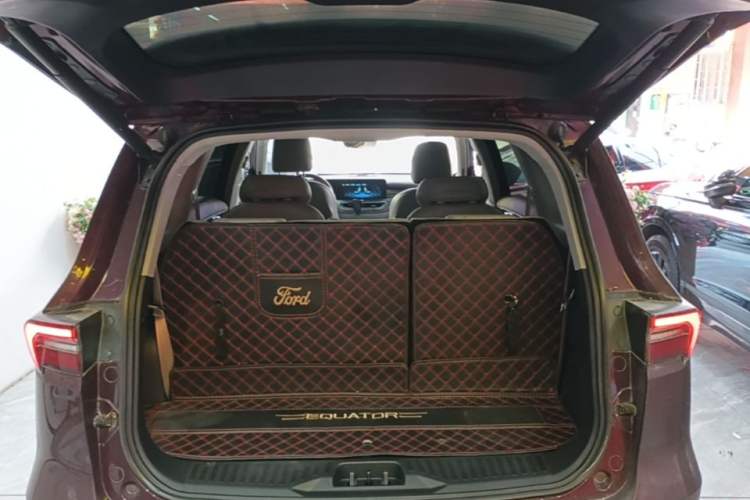 Used Ford Equator 2021 EcoBoost 225 Premier 6-Seater Trunk