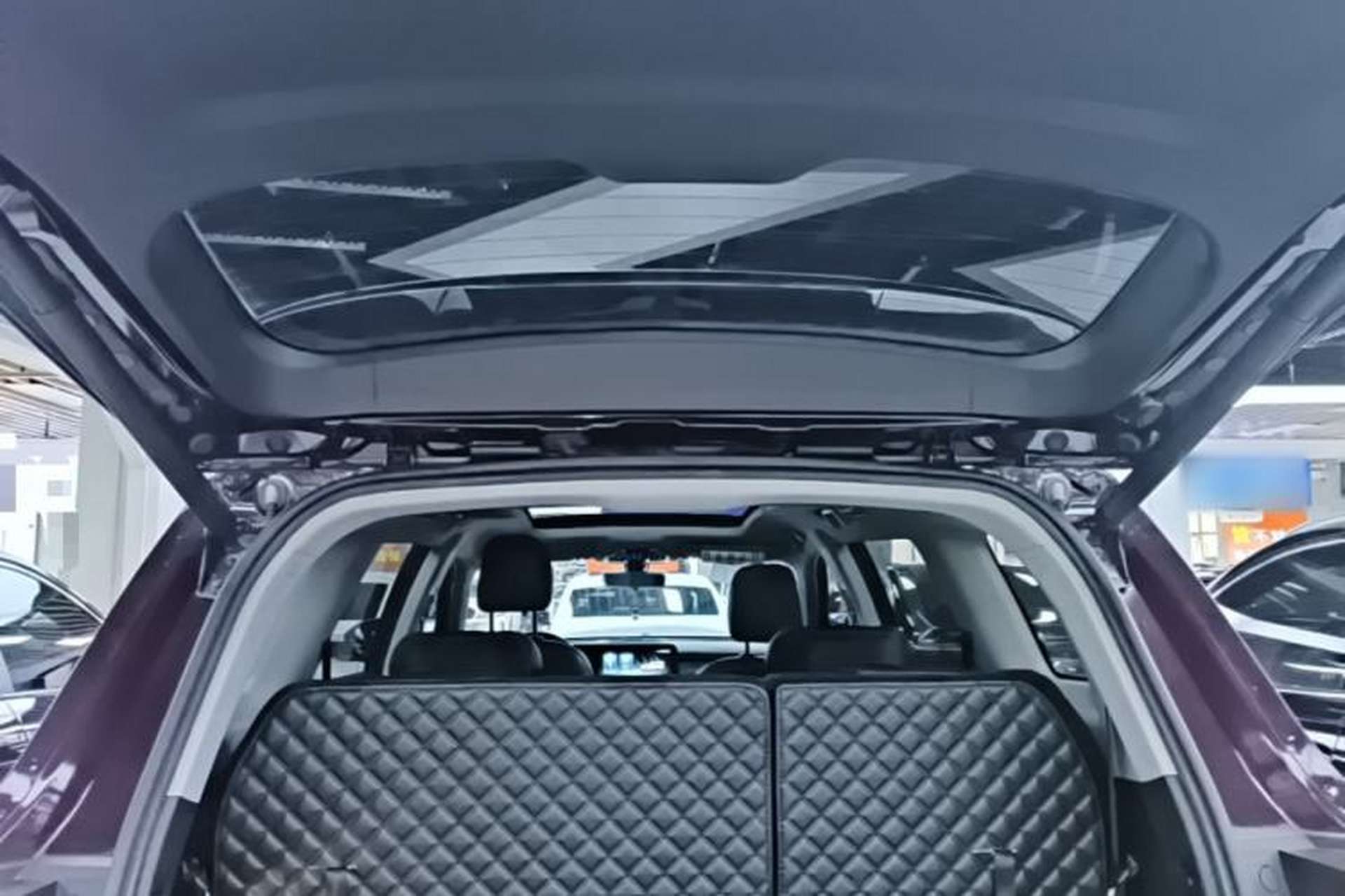 Used Ford Equator 2021 EcoBoost 225 Platinum Edition 6-seater Trunk