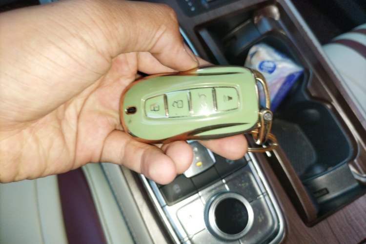 Used Ford Equator 2021 EcoBoost 225 Premier PLUS 6-Seater Vehicle Key