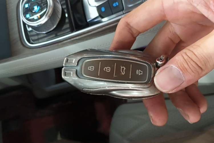 Used Ford Equator 2021 EcoBoost 225 Premier 6-Seater Vehicle Key