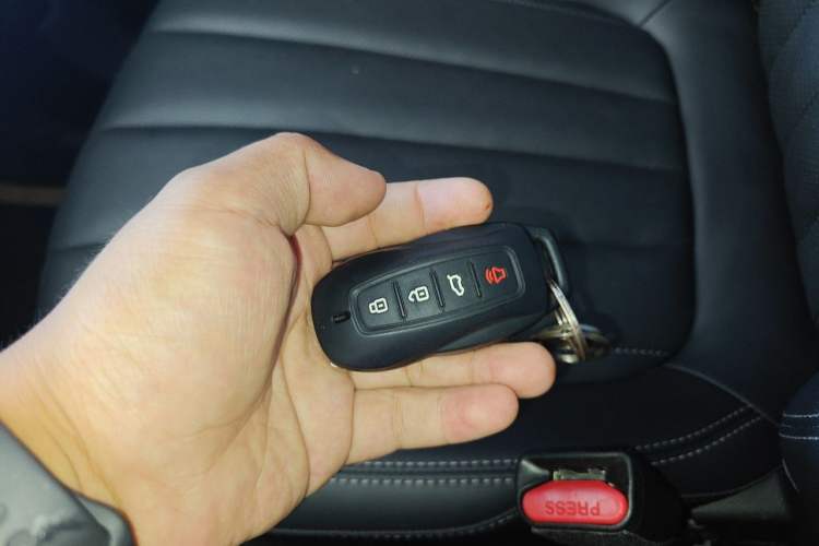 Used Ford Equator 2021 EcoBoost 225 Titanium Edition 5-seater Vehicle Key