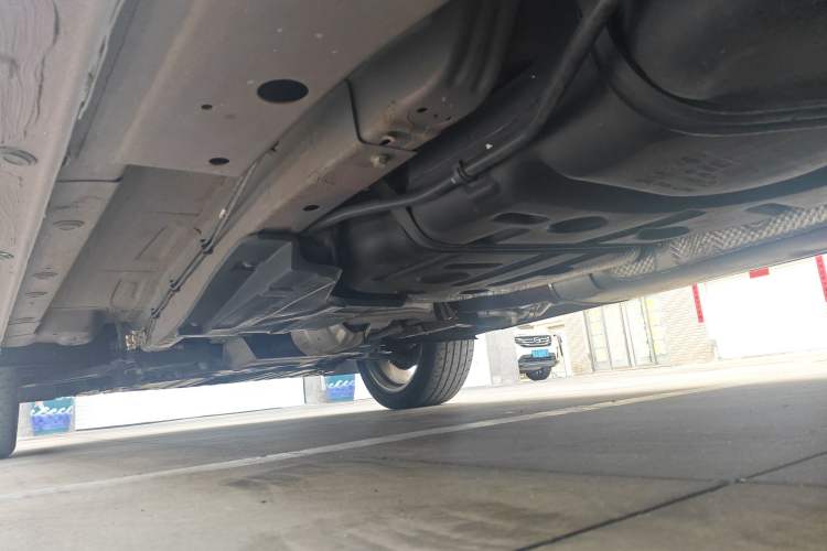 Used Ford Equator 2021 EcoBoost 225 Premier PLUS 6-Seater Chassis Rear Left