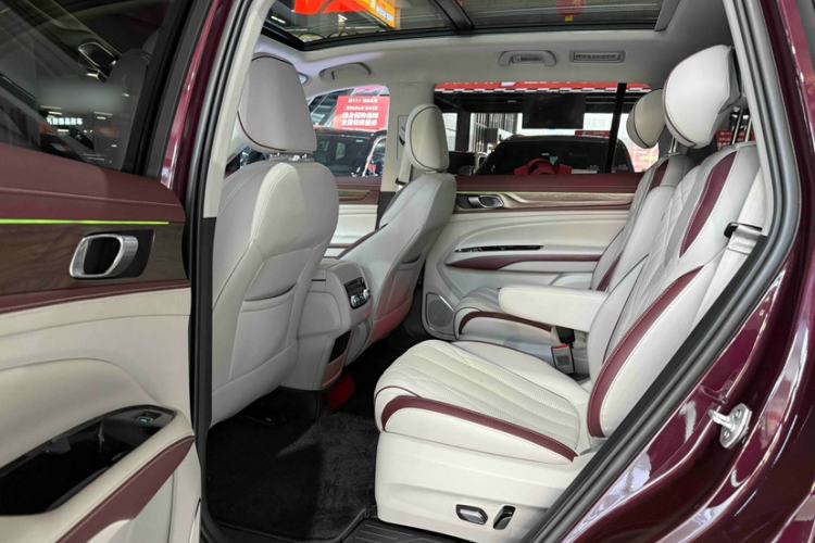 Used Ford Equator 2021 EcoBoost 225 Premier PLUS 7-seater (2/2/3) Interior 8