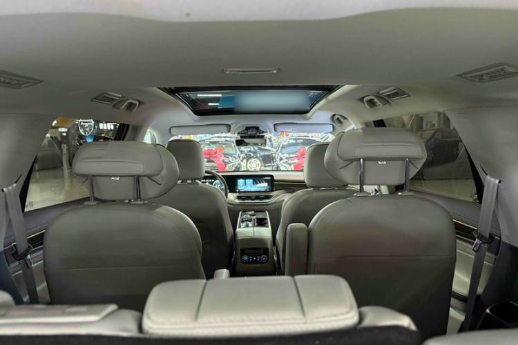 Used Ford Equator 2021 EcoBoost 225 Premier PLUS 7-seater (2/2/3) Interior 9
