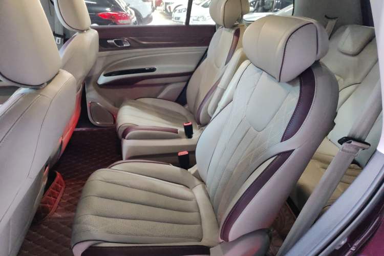 Used Ford Equator 2021 EcoBoost 225 Premier PLUS 6-Seater Left Rear Seat