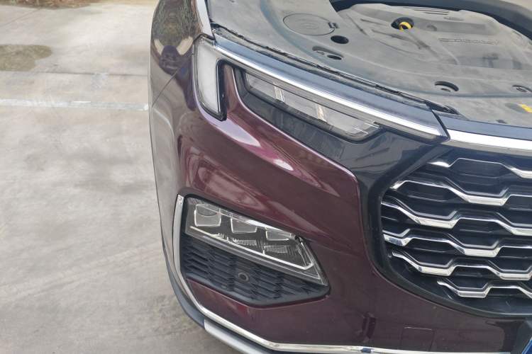 Used Ford Equator 2021 EcoBoost 225 Premier PLUS 6-Seater Right Front Headlight