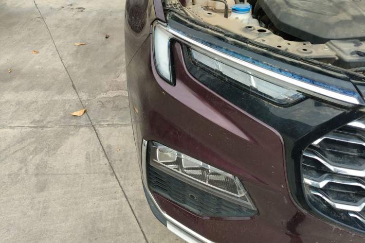 Used Ford Equator 2021 EcoBoost 225 Premier PLUS 6-Seater Right Front Headlight