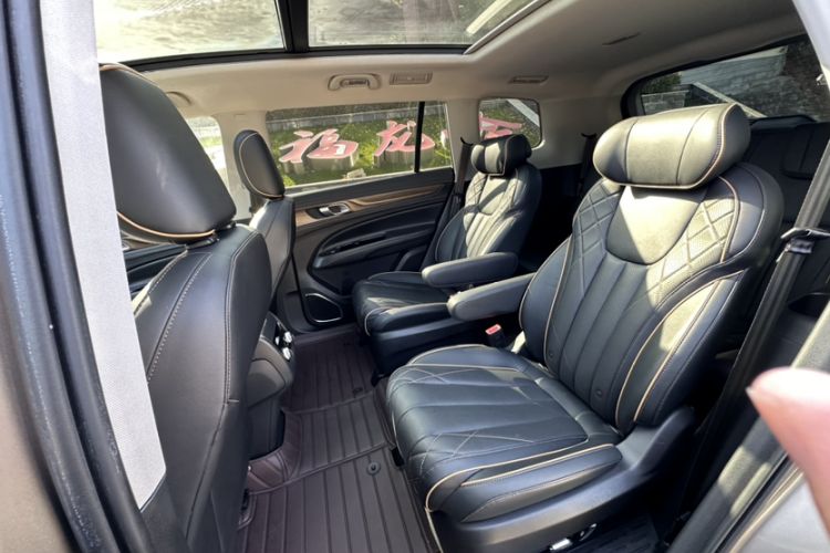 Used Ford Equator 2021 EcoBoost 225 Premier 6-Seater Interior 3
