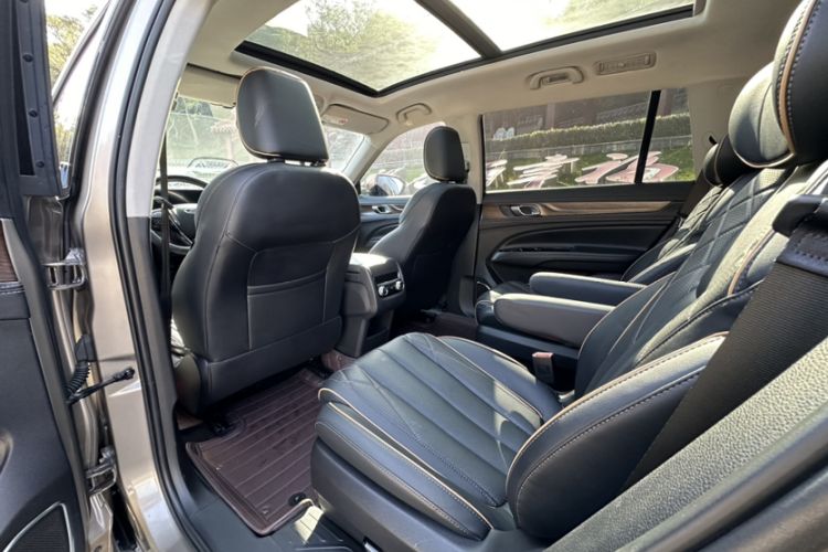 Used Ford Equator 2021 EcoBoost 225 Premier 6-Seater Interior 5