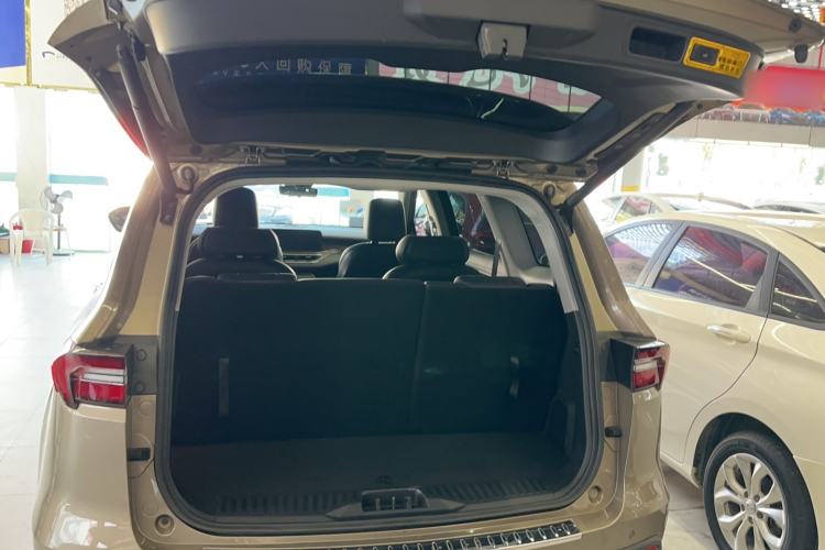 Used Ford Equator 2021 EcoBoost 225 Premier 6-Seater Trunk