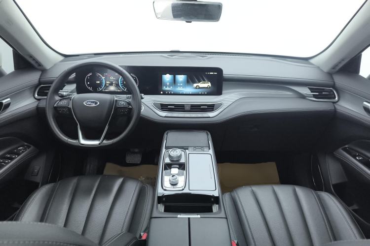 Used Ford Equator 2021 EcoBoost 225 Platinum Edition 6-seater Center Console