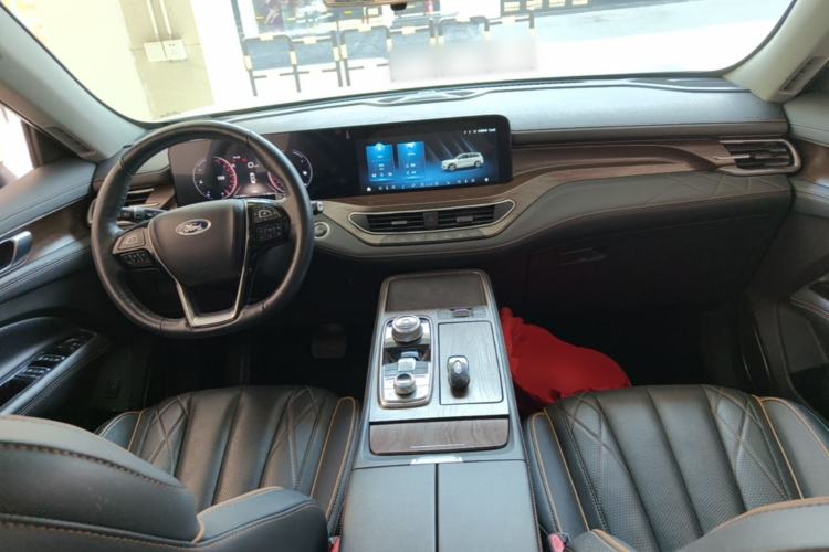 Used Ford Equator 2021 EcoBoost 225 Premier 6-Seater Center Console