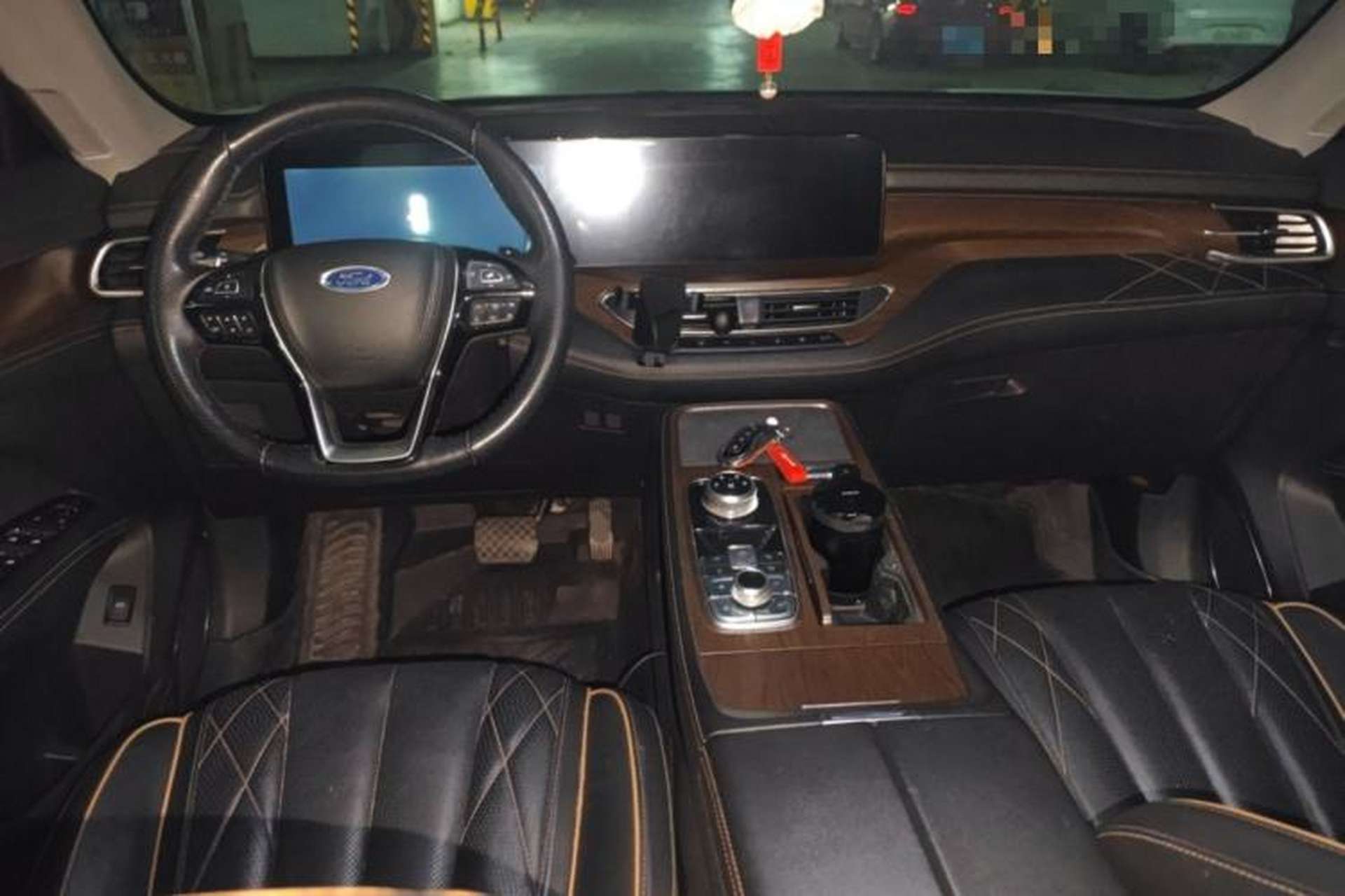Used Ford Equator 2021 EcoBoost 225 Premier PLUS 7-Seater Center Console