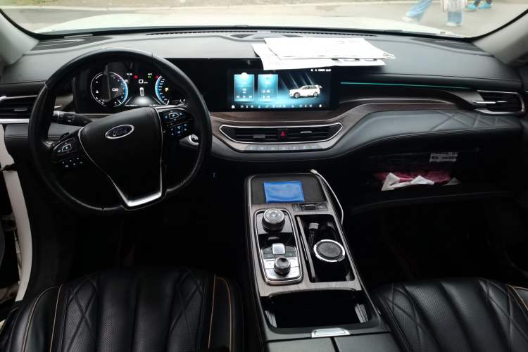 Used Ford Equator 2021 EcoBoost 225 Premier 7-Seater (2/2/3) Center Console
