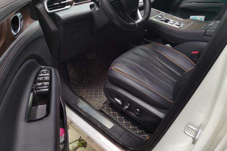Used Ford Equator 2021 EcoBoost 225 Premier 6-Seater Driver Seat
