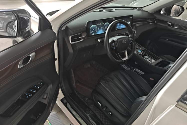 Used Ford Equator 2021 EcoBoost 225 Premier PLUS 6-Seater Driver Seat