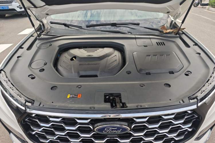 Used Ford Equator 2021 EcoBoost 225 Platinum Edition 6-seater Engine Bay