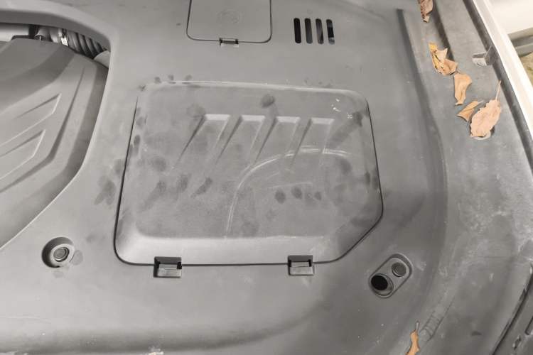 Used Ford Equator 2021 EcoBoost 225 Platinum Edition 6-seater Engine Bay Left