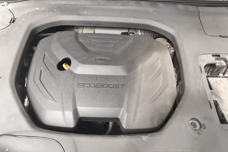 Used Ford Equator 2021 EcoBoost 225 Platinum Edition 6-seater Engine Bay