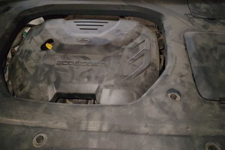 Used Ford Equator 2021 EcoBoost 225 Premier 6-Seater Engine Bay