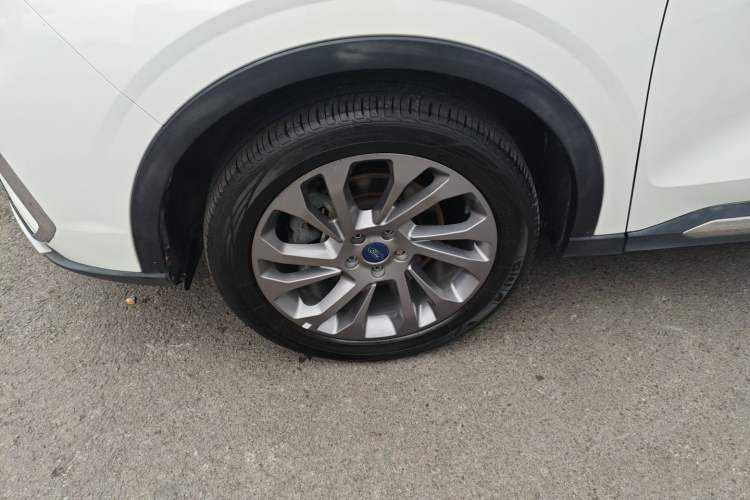 Used Ford Equator 2021 EcoBoost 225 Premier 6-Seater Exterior 3
