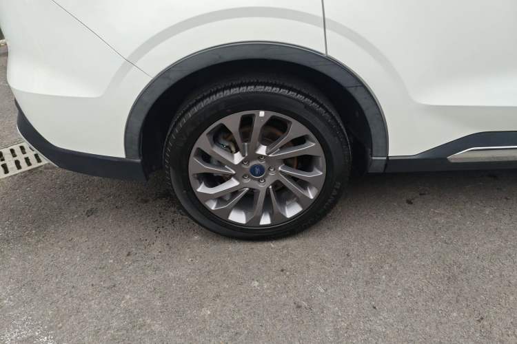 Used Ford Equator 2021 EcoBoost 225 Premier 6-Seater Exterior 4