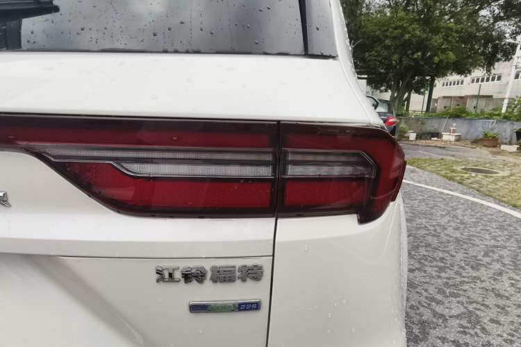 Used Ford Equator 2021 EcoBoost 225 Platinum Edition 6-seater Exterior 7