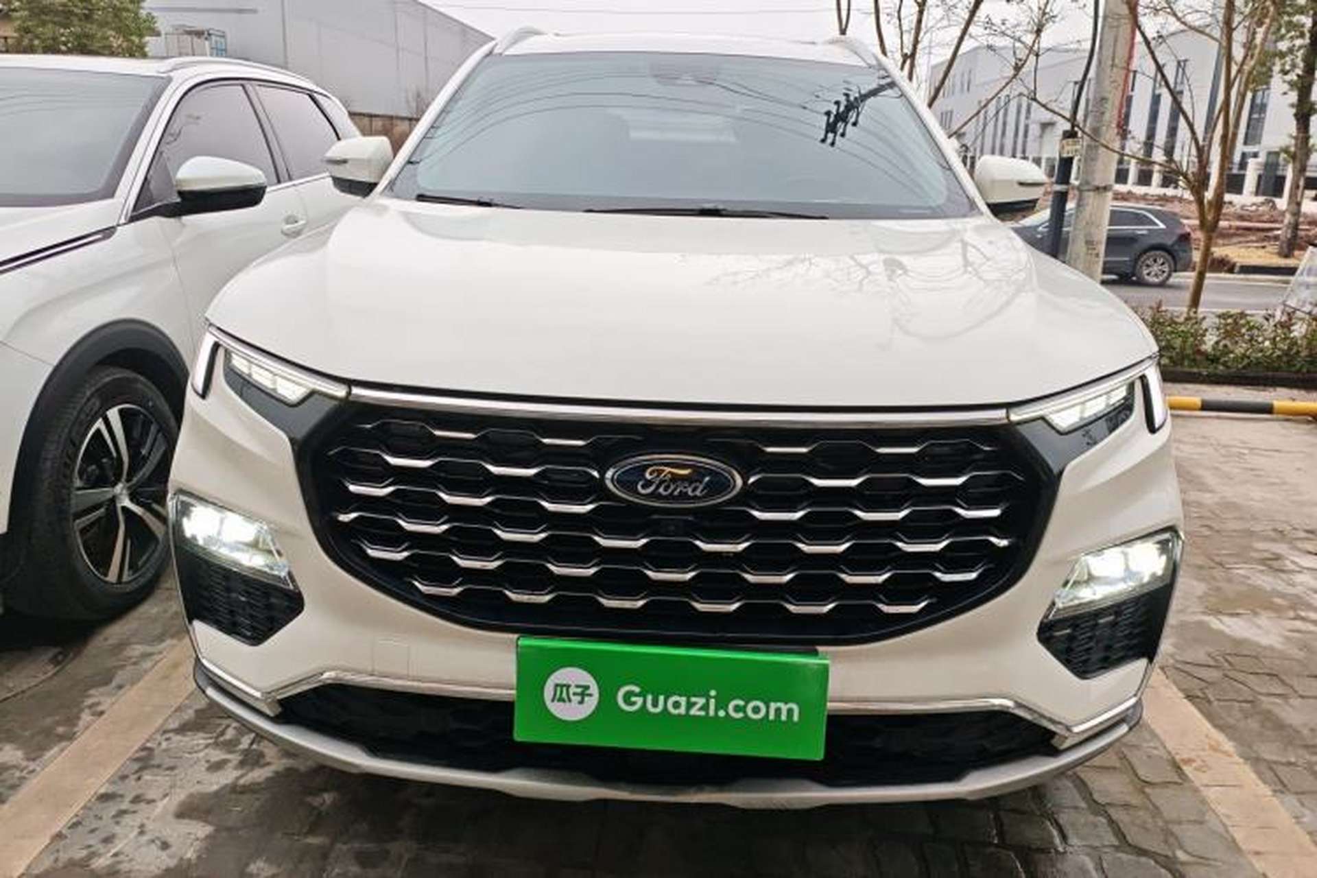 Used Ford Equator 2021 EcoBoost 225 Premier 7-Seater (2/2/3) Front