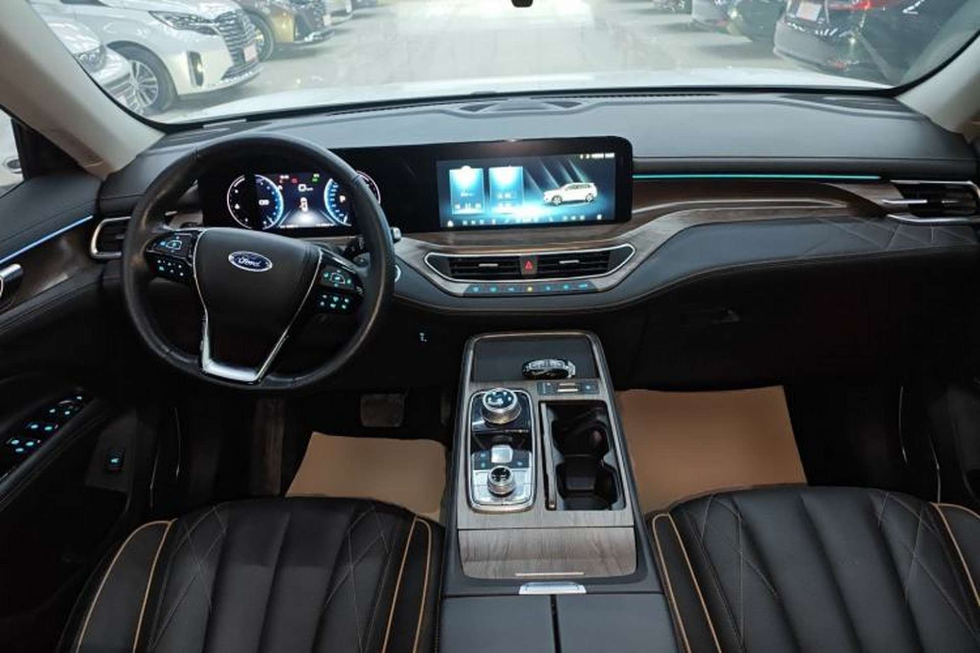 Used Ford Equator 2021 EcoBoost 225 Premier 6-Seater Interior 2
