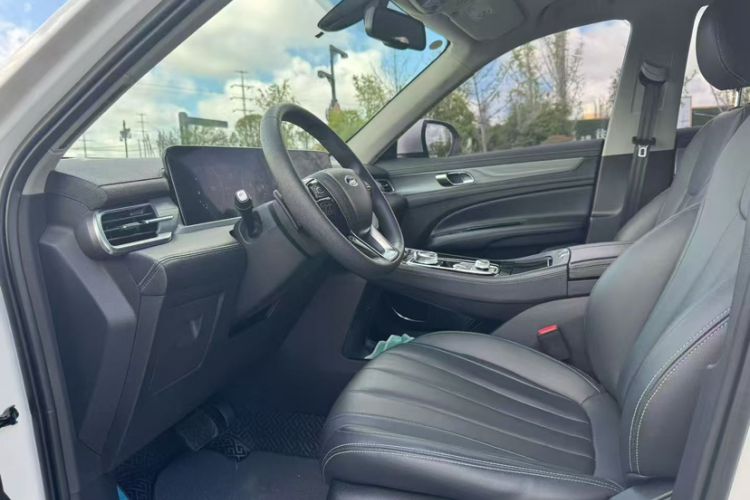 Used Ford Equator 2021 EcoBoost 225 Titanium Edition 5-seater Interior 5