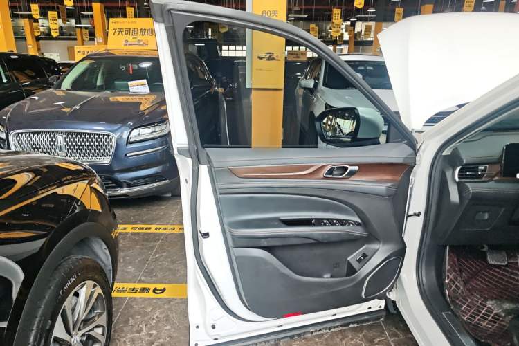 Used Ford Equator 2021 EcoBoost 225 Premier 7-Seater Left Front Door Interior