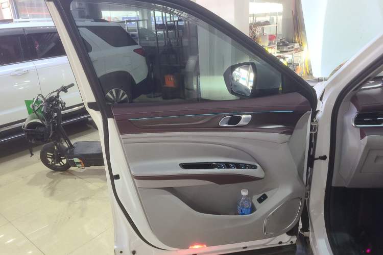 Used Ford Equator 2021 EcoBoost 225 Premier 6-Seater Left Front Door Interior