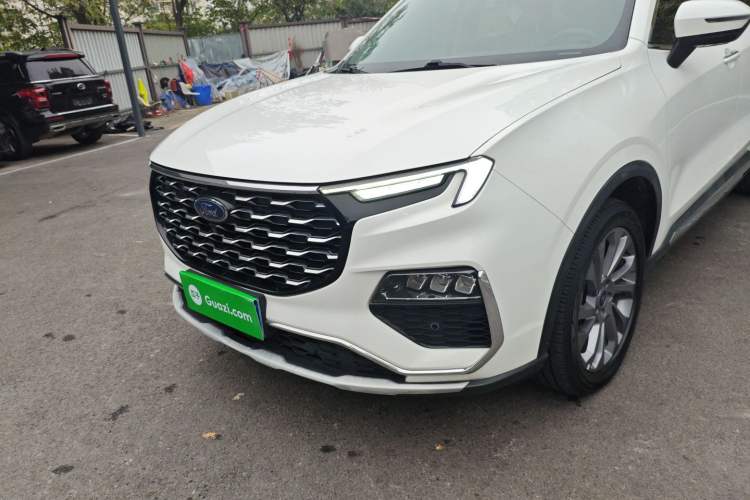 Used Ford Equator 2021 EcoBoost 225 Premier 6-Seater Left Front Headlight