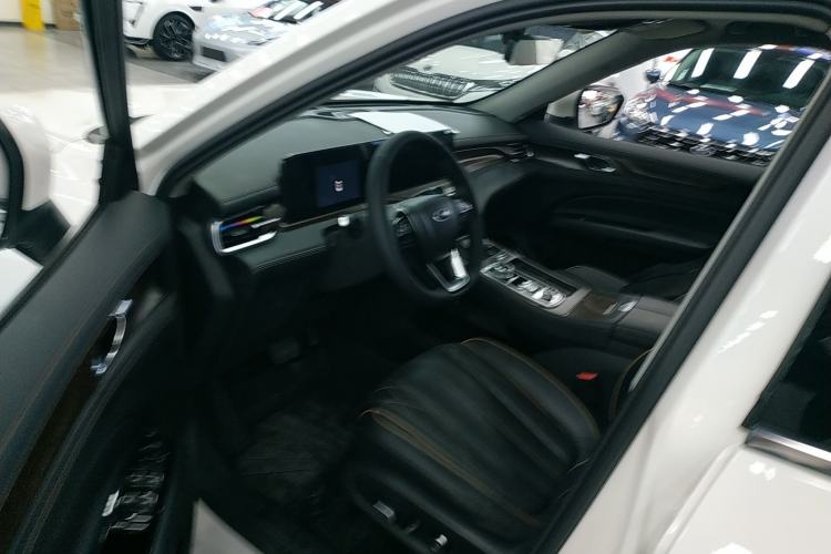 Used Ford Equator 2021 EcoBoost 225 Premier 6-Seater Left Front Seat