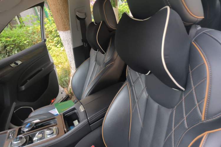 Used Ford Equator 2021 EcoBoost 225 Premier 6-Seater Left Front Seat