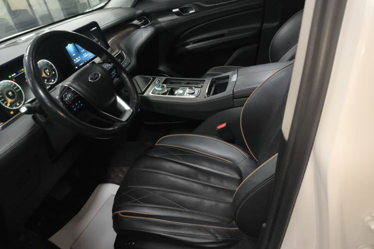 Used Ford Equator 2021 EcoBoost 225 Premier PLUS 6-Seater Left Front Seat