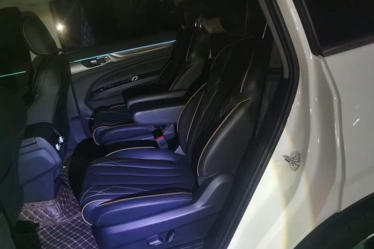 Used Ford Equator 2021 EcoBoost 225 Premier 6-Seater Left Rear Seat