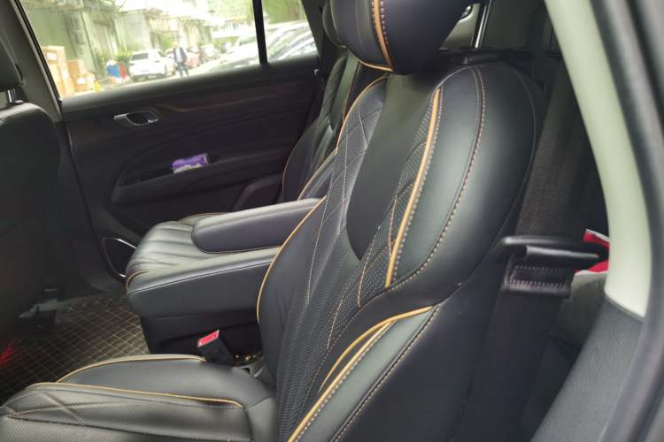 Used Ford Equator 2021 EcoBoost 225 Premier 6-Seater Left Rear Seat