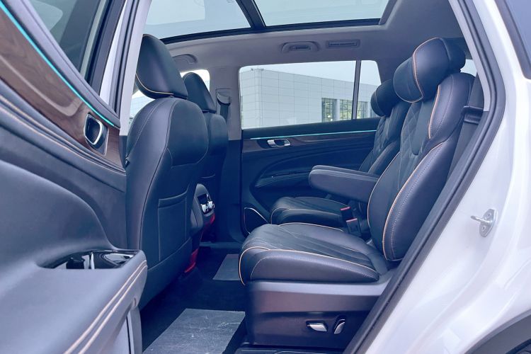 Used Ford Equator 2021 EcoBoost 225 Premier PLUS 6-Seater Left Rear Seat